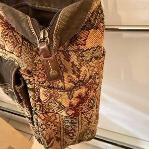 Corduroy vintage Fossil shoulder bag.